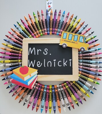 Crayon Wreath | Teacher Gift | Holiday Gift - image4